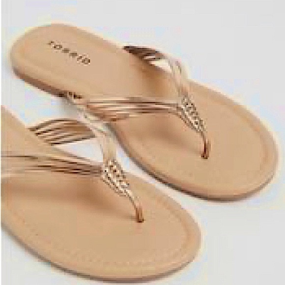 Torrid Metallic Flip Flops - Picture 4 of 4